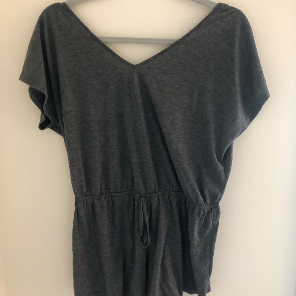 GREY ROMPER - Picture 3 of 6